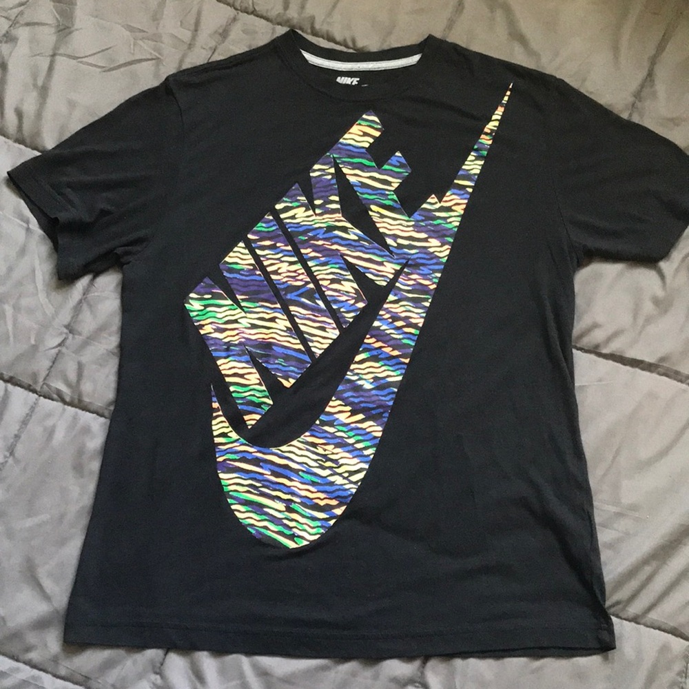 Nike Regular Fit Shirt